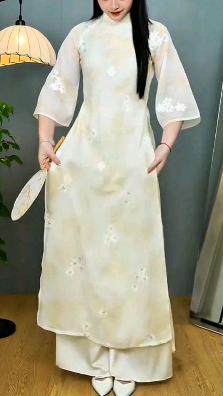 Áo dài tơ #aodai #VideohangThoiTrang #ShopeeCreator #shopeevideo #LuotVuiMuaLien