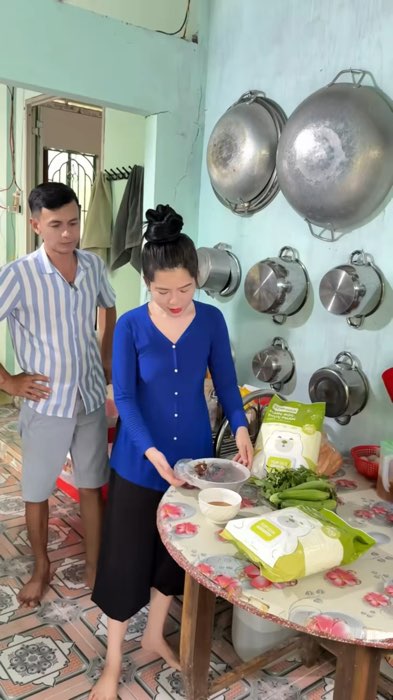 Màng bọc thực phẩm topgia #mangbocthucpham #mangboctopgia #KOLUyTin #HangMoiVe #LuotVuiMuaLien #ShopeeVideo