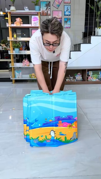 Bể bơi gấp gọn không cần bơm hơi #beboigapgon #beboichobe #HangMoiVe #KOLUyTin #ShopeeVideo #LuotVuiMuaLien