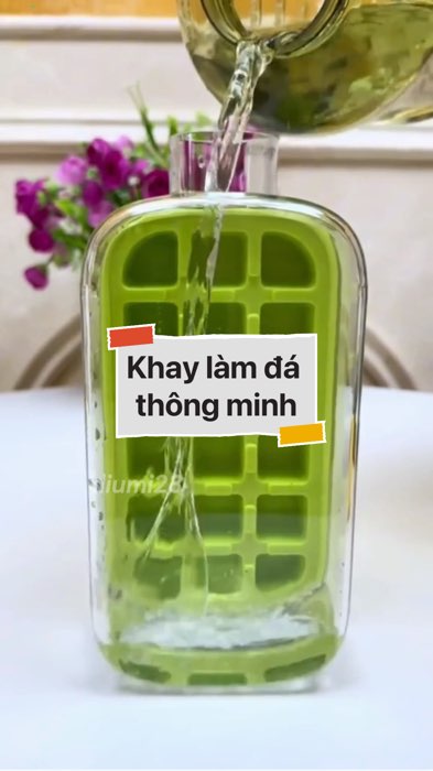 ￼Khay làm đá thông minh #VideohangDoiSong#ShopeeVideo#ShopeeCreator #LuotVuiMuaLien#KOLUyTin#Videomuasam #SandealcungKOL #diumi944