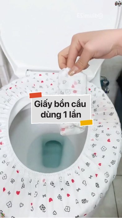 Giấy bồn cầu dùng 1 lần #VideohangTieuDung #shopeestyle#ShopeeVideo#ShopeeCreator #LuotVuiMuaLien#KOLUyTin#Videomuasam #SandealcungKOL #diumi68