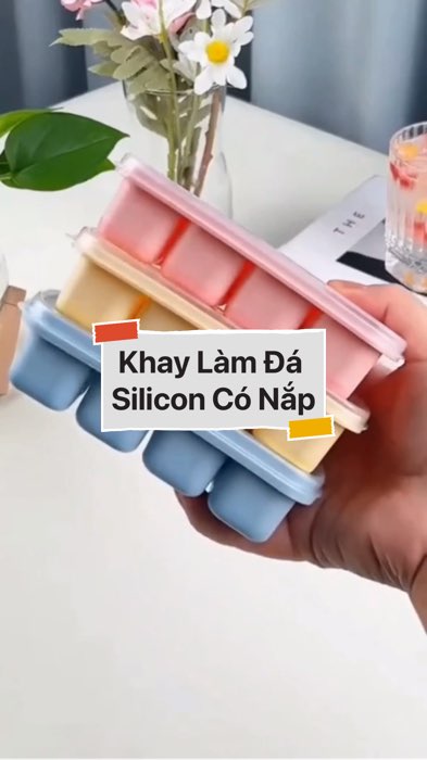 ￼Khay Làm Đá Silicon Có Nắp #VideoHangGiaDung#shopeestyle#ShopeeVideo#ShopeeCreator #LuotVuiMuaLien #diumi132