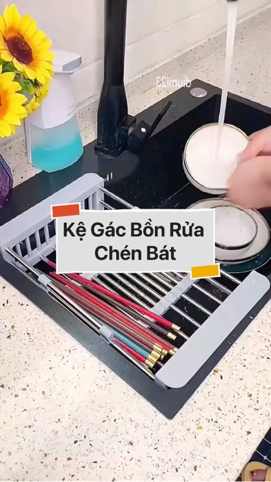 ￼Kệ Gác Bồn Rửa Chén Bát #VideoHangGiaDung#shopeestyle#ShopeeVideo#ShopeeCreator #LuotVuiMuaLien #diumi209