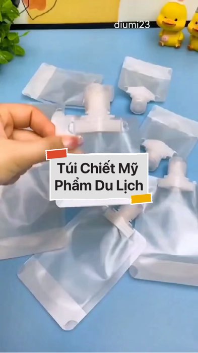 Túi Chiết Mỹ Phẩm Du Lịch #VideohangDoiSong#ShopeeVideo#ShopeeCreator #LuotVuiMuaLien#KOLUyTin#Videomuasam #SandealcungKOL #diumi162