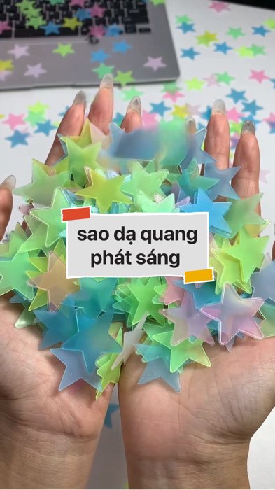 sao dạ quang phát sáng #VideohangDoiSong#ShopeeVideo#ShopeeCreator #LuotVuiMuaLien#KOLUyTin#Videomuasam #SandealcungKOL #diumi175