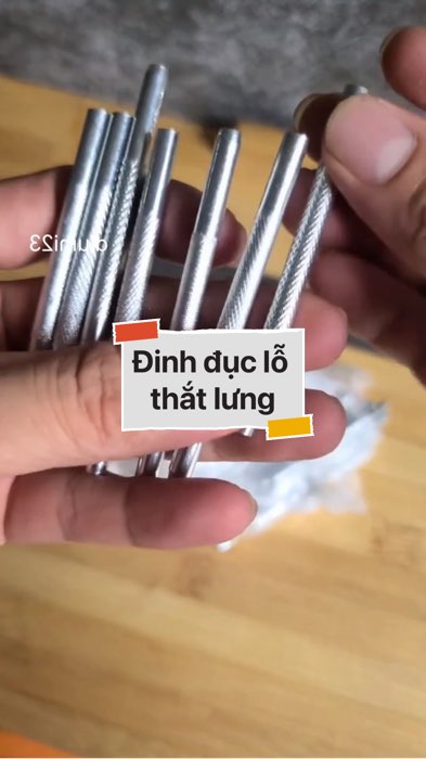 ￼Đinh đục lỗ thắt lưng #VideohangDoiSong#ShopeeVideo#ShopeeCreator #LuotVuiMuaLien#KOLUyTin#Videomuasam #SandealcungKOL #diumi208