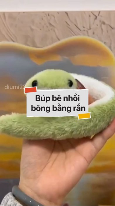 Búp bê nhồi bông bằng rắn #VideohangDoiSong#ShopeeVideo#ShopeeCreator #LuotVuiMuaLien#KOLUyTin#Videomuasam #SandealcungKOL #diumi324