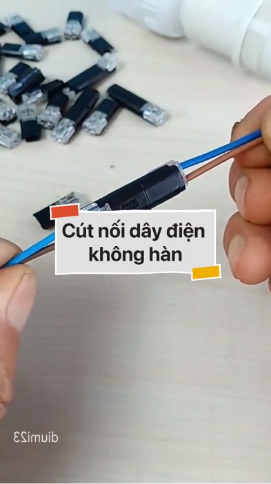 Cút nối dây điện không hàn #VideohangDoiSong#ShopeeVideo#ShopeeCreator #LuotVuiMuaLien#KOLUyTin#Videomuasam #SandealcungKOL #diumi454