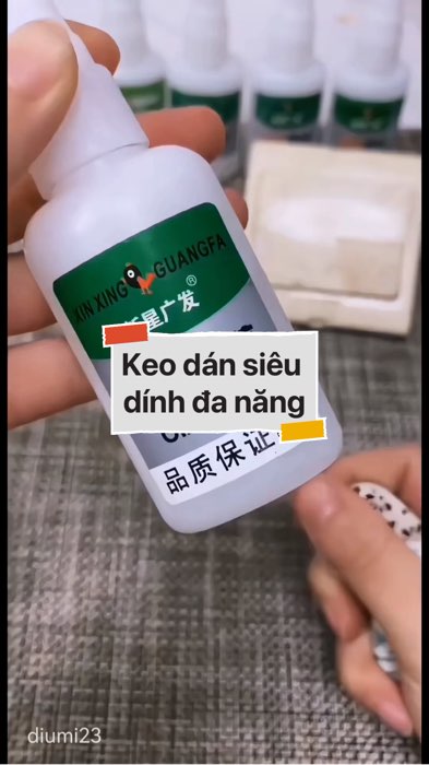 Keo dán siêu dính đa năng #VideohangDoiSong#ShopeeVideo#ShopeeCreator #LuotVuiMuaLien#KOLUyTin#Videomuasam #SandealcungKOL #diumi460
