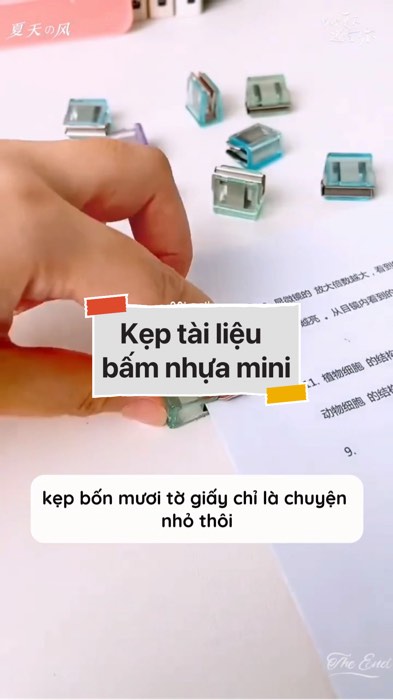 Kẹp tài liệu cài bấm nhựa mini #videohangvanphongpham#shopeestyle#ShopeeVideo#ShopeeCreator #LuotVuiMuaLien #diumi478