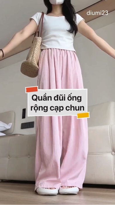 Quần đũi ống rộng cạp chun #VideohangThoiTrang#shopeestyle#ShopeeVideo#ShopeeCreator#LuotVuiMuaLien#KOLUyTin #diumi528