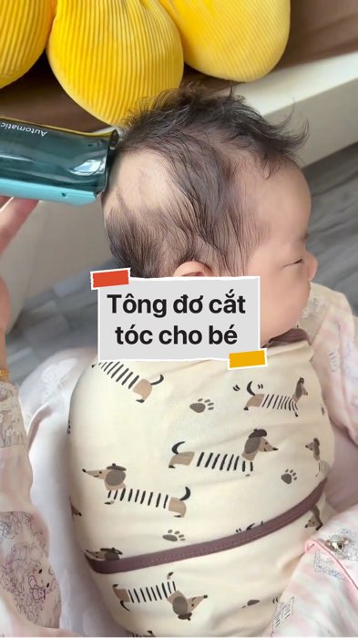 ￼Tông đơ cắt tóc cho bé #VideohangDienTu#shopeestyle#ShopeeVideo#ShopeeCreator #LuotVuiMuaLien#KOLUyTin#Videomuasam #SandealcungKOL #diumi739