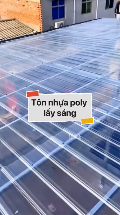 ￼Tôn nhựa poly lấy sáng #VideohangNhaCua#shopeestyle#ShopeeVideo#ShopeeCreator #LuotVuiMuaLien#KOLUyTin#Videomuasam #SandealcungKOL #diumi859