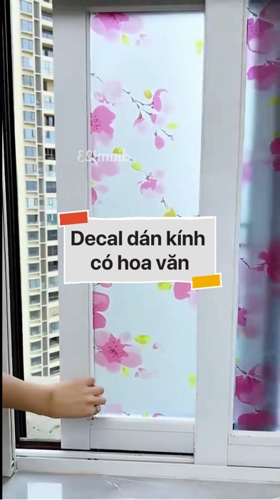 Decal dán kính có hoa văn #VideohangNhaCua#shopeestyle#ShopeeVideo#ShopeeCreator #LuotVuiMuaLien#KOLUyTin#Videomuasam #SandealcungKOL #diumi864