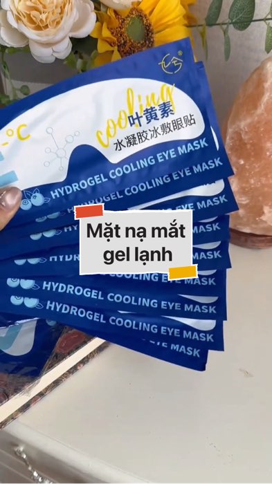 Mặt nạ mắt gel lạnh #VideohangTieuDung #shopeestyle#ShopeeVideo#ShopeeCreator #LuotVuiMuaLien#KOLUyTin#Videomuasam #SandealcungKOL #diumi995