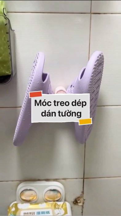 ￼Móc treo dép dán tường #VideoHangGiaDung#shopeestyle#ShopeeVideo#ShopeeCreator #LuotVuiMuaLien #diumi10