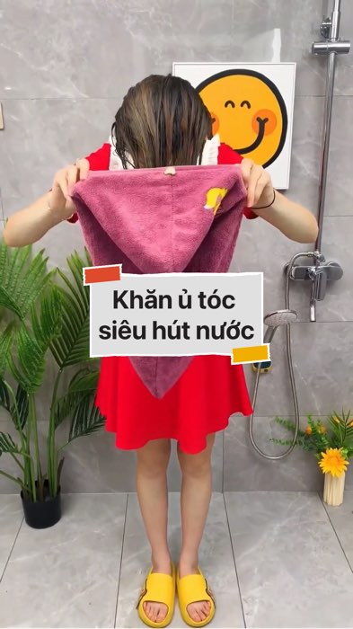 Khăn ủ tóc siêu hút nước #VideohangDoiSong#ShopeeVideo#ShopeeCreator #LuotVuiMuaLien#KOLUyTin#Videomuasam #SandealcungKOL #diumi18