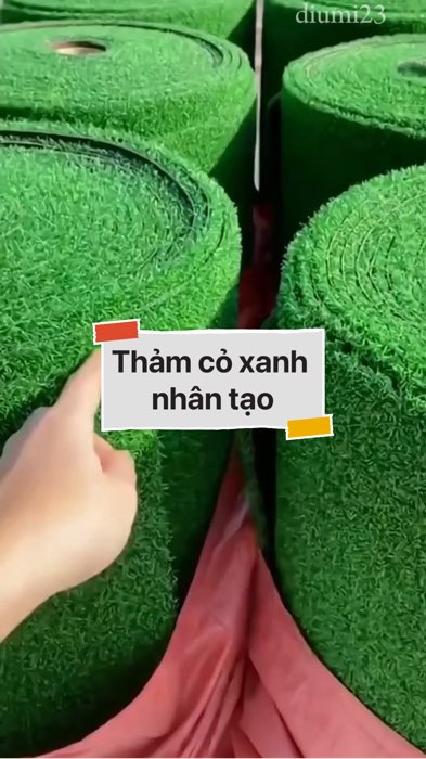 Thảm cỏ xanh nhân tạo #VideohangDoiSong#ShopeeVideo#ShopeeCreator #LuotVuiMuaLien#KOLUyTin#Videomuasam #SandealcungKOL #diumi6