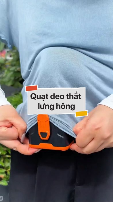 Quạt đeo thắt lưng #VideohangDienTu#shopeestyle#ShopeeVideo#ShopeeCreator #LuotVuiMuaLien#KOLUyTin#Videomuasam #SandealcungKOL #diumi26