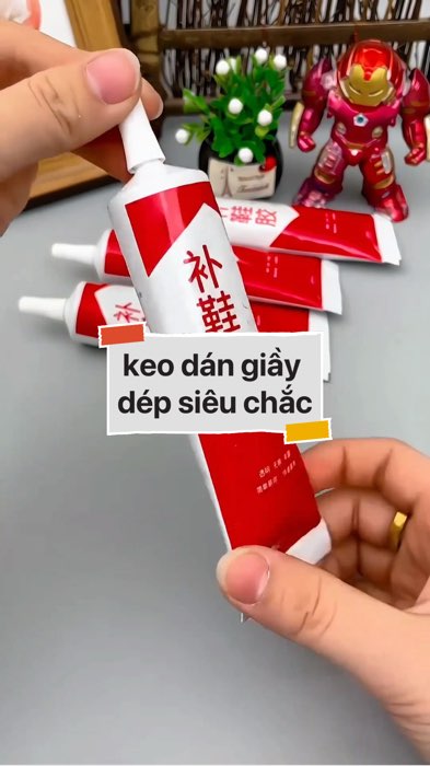 ￼keo dán giầy dép siêu chắc #VideohangDoiSong#ShopeeVideo#ShopeeCreator #LuotVuiMuaLien#KOLUyTin#Videomuasam #SandealcungKOL #diumi320