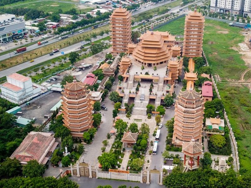 Pháp Viện Minh Đăng Quang
