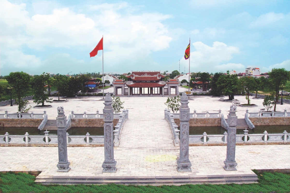 Di tích Khu tưởng niệm Vương triều nhà Mạc